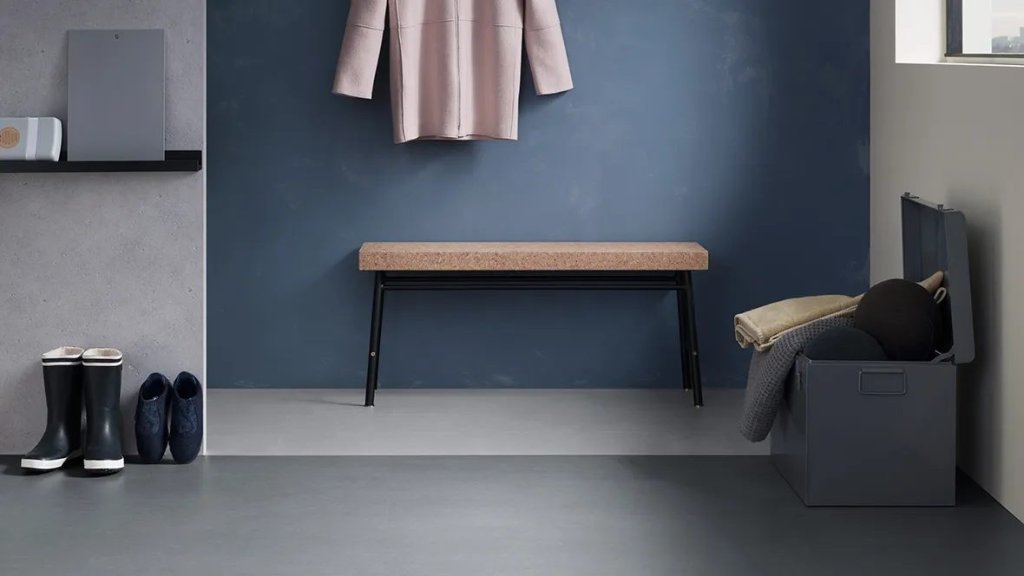 Marmoleum vloer in een strakke hal